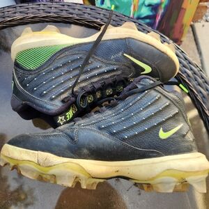 Nike Baseball Cleast